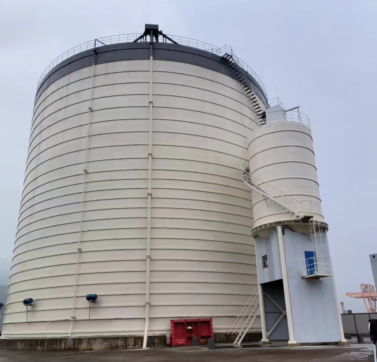 疏勒10万吨水泥钢板库